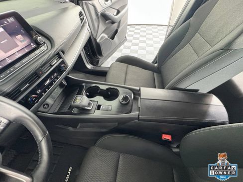 Used 2025 Nissan Rogue SV AWD/4WD image 26