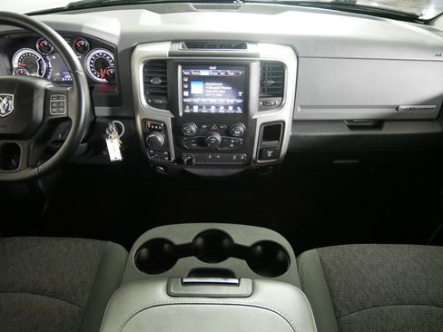 Used 2016 RAM 1500 Big Horn AWD/4WD image 10