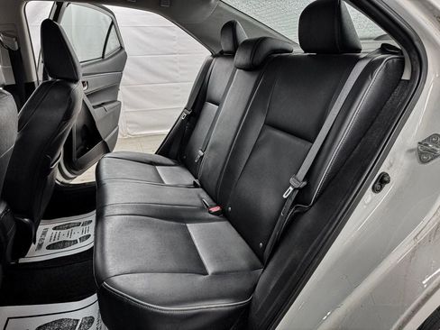 Used 2014 Toyota Corolla S Premium image 10