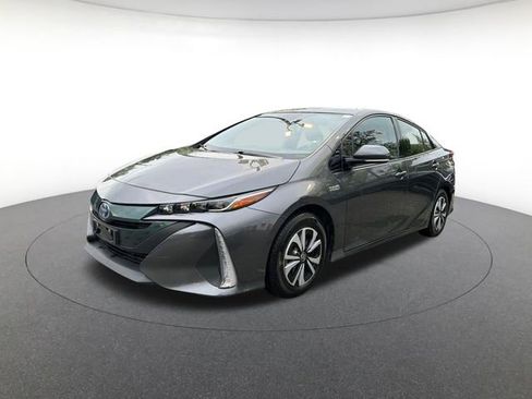 Used 2017 Toyota Prius Prime Premium w/ Carpet Mat Package FWD image 1