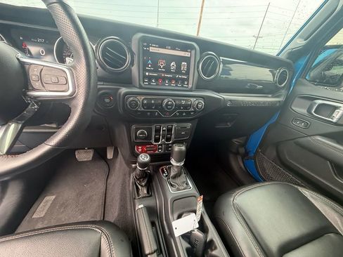 Used 2023 Jeep Wrangler Unlimited Rubicon 392 w/ Trailer Tow Package AWD/4WD image 15