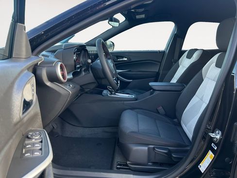 New 2026 Chevrolet Trax RS w/ Driver Confidence Package image 15