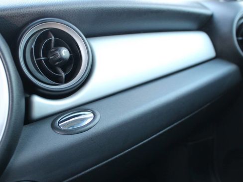 Used 2012 MINI Cooper Clubman image 18