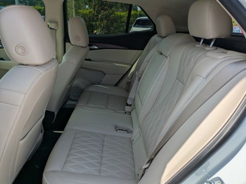 Used 2021 Buick Envision Avenir FWD image 12