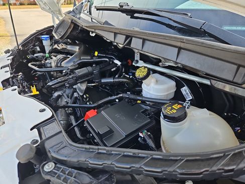 Used 2020 Ford Transit 350 XL image 54