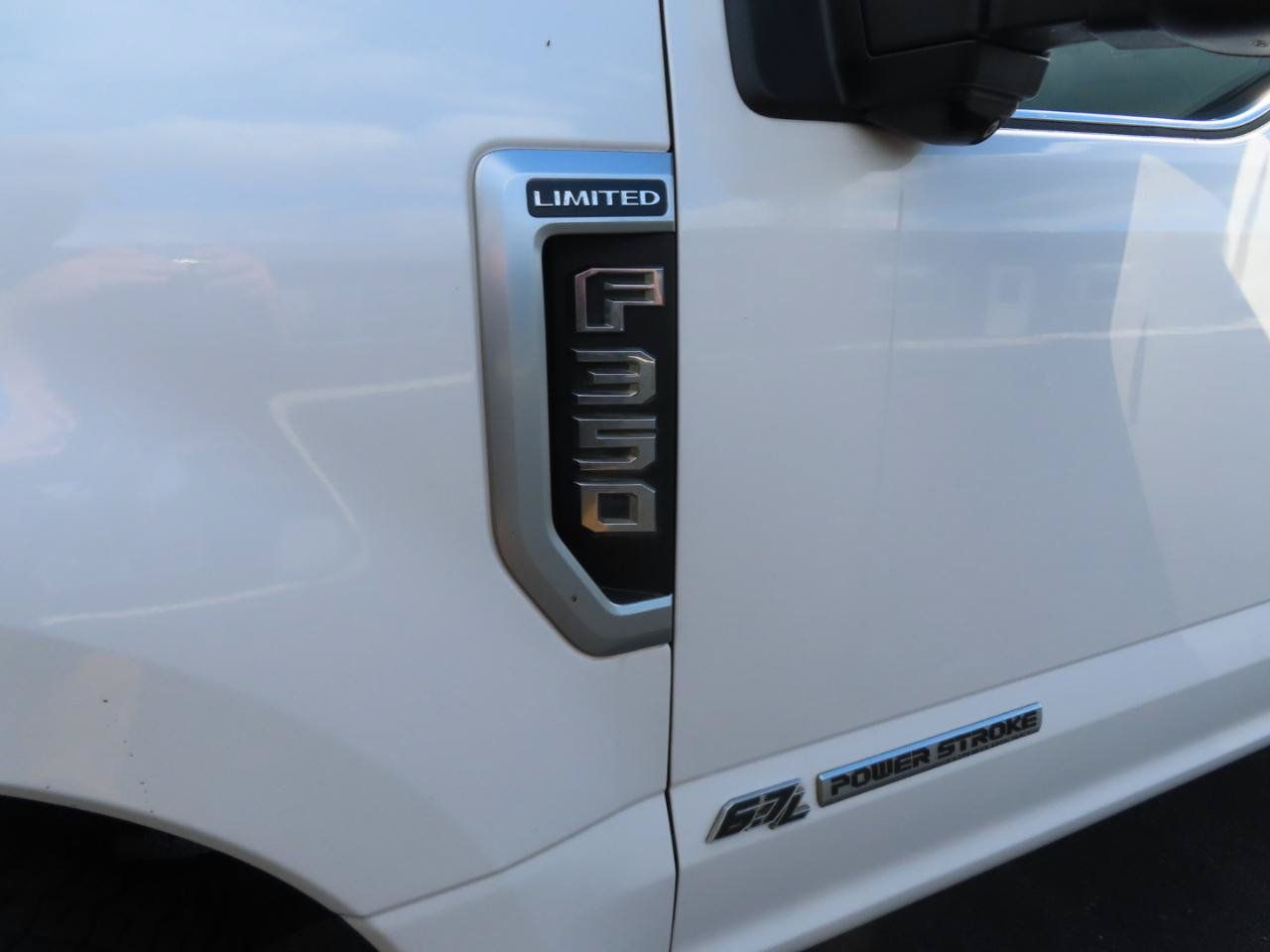 Used 2018 Ford F350 Limited AWD/4WD image 13