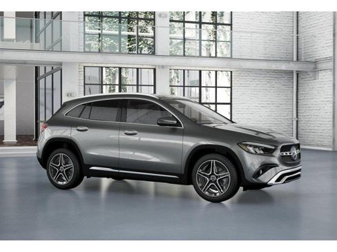 New 2026 Mercedes-Benz GLA 250 GLA 250 image 13