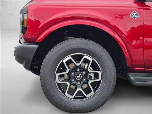 New 2026 Ford Bronco Outer Banks AWD/4WD image 10