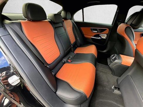 Used 2023 Mercedes-Benz C 300 4MATIC Sedan image 29