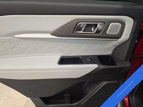 New 2026 Ford Explorer Platinum w/ LUX Leather Package AWD/4WD image 23