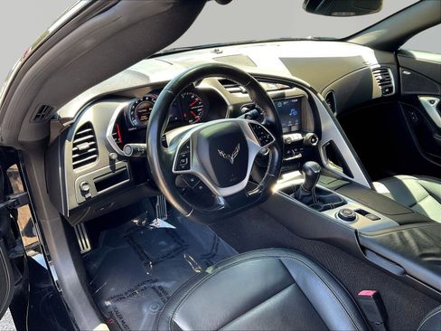 Used 2016 Chevrolet Corvette Stingray Coupe RWD image 11