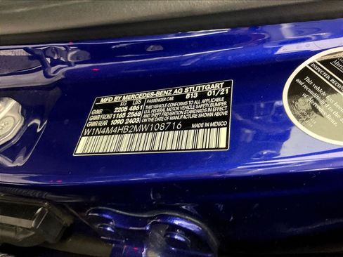 Used 2021 Mercedes-Benz GLB 250 4MATIC image 19