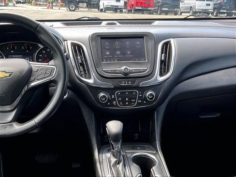 Used 2023 Chevrolet Equinox LT AWD/4WD image 18