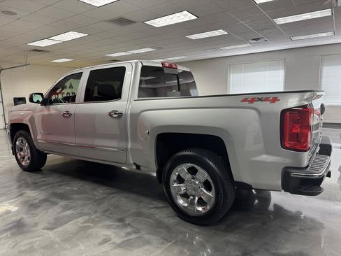 Used 2018 Chevrolet Silverado 1500 LTZ w/ Sport Package AWD/4WD image 8