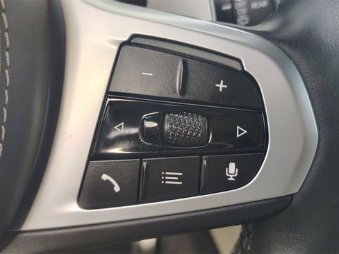 Used 2021 BMW X5 M50i image 17