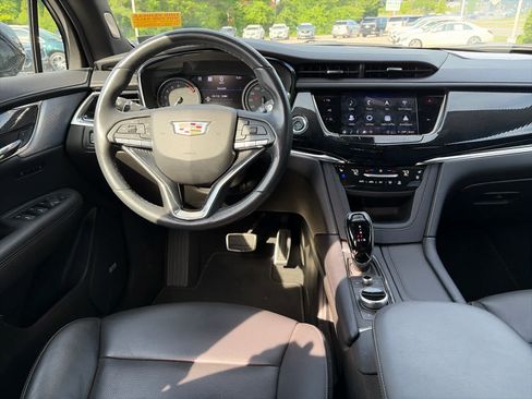 Used 2024 Cadillac XT6 Sport w/ Technology Package AWD/4WD image 11