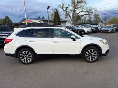 Used 2016 Subaru Outback 2.5i Limited image 10