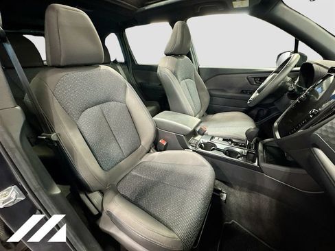 Used 2026 Subaru Forester Premium AWD/4WD image 30
