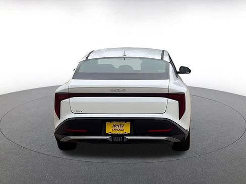 Used 2025 Kia K4 LXS image 12