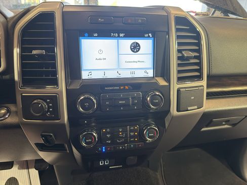 Used 2018 Ford F150 Lariat AWD/4WD image 19