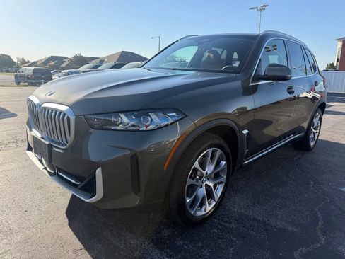 Used 2024 BMW X5 xDrive40i w/ Premium Package AWD/4WD image 10