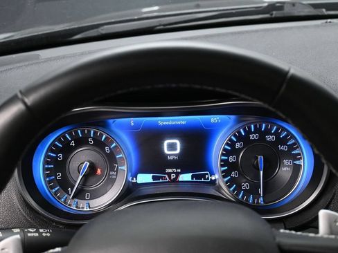 Used 2022 Chrysler 300 S RWD image 12