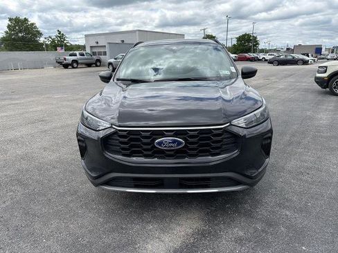 Certified 2025 Ford Escape ST-Line AWD/4WD image 2