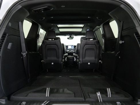 New 2026 Chrysler Pacifica Limited w/ S Appearance Package image 30