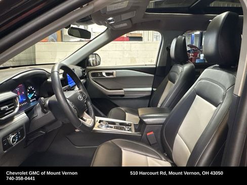 Used 2024 Ford Explorer XLT w/ Equipment Group 202A image 16