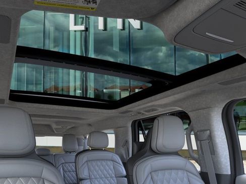 New 2026 Lincoln Navigator L Black Label AWD/4WD image 22