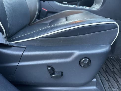 Used 2014 Jeep Grand Cherokee Overland w/ Advanced Technology Group image 35