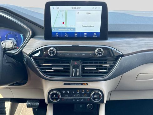 Used 2020 Ford Escape Titanium AWD/4WD image 26
