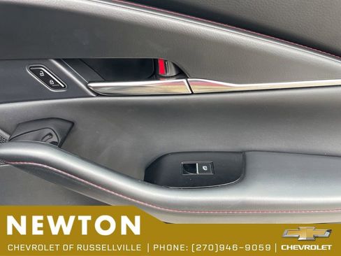 Used 2025 MAZDA CX-30 AWD 2.5 S w/ Preferred Package image 22