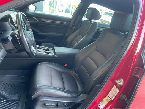 Used 2019 Honda Accord Sport image 8