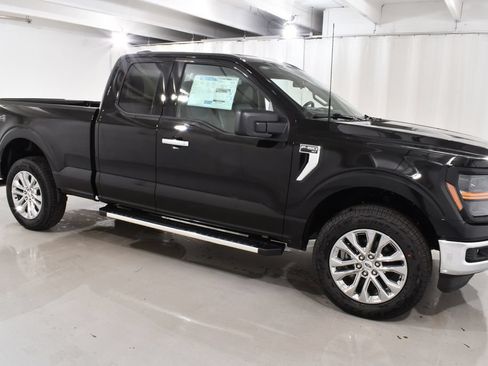 New 2026 Ford F150 XLT w/ XLT Chrome Appearance Package AWD/4WD image 5