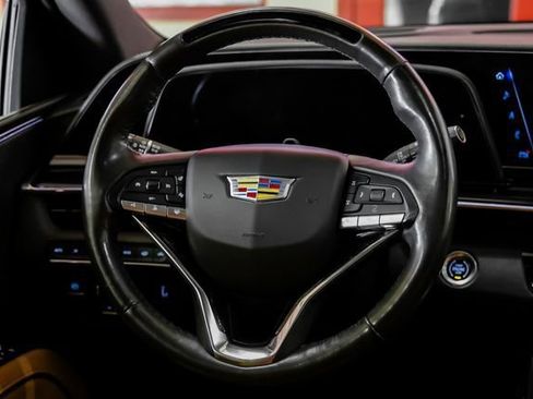 Used 2023 Cadillac Escalade Sport w/ LPO, ONYX Package AWD/4WD image 18