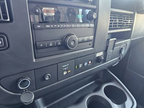 New 2025 Chevrolet Express 3500 w/ Power Convenience Package image 36