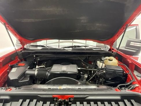 Used 2021 Chevrolet Silverado 2500 LT w/ Convenience Package image 25