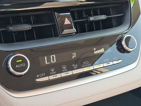 Certified 2022 Toyota Corolla LE image 16