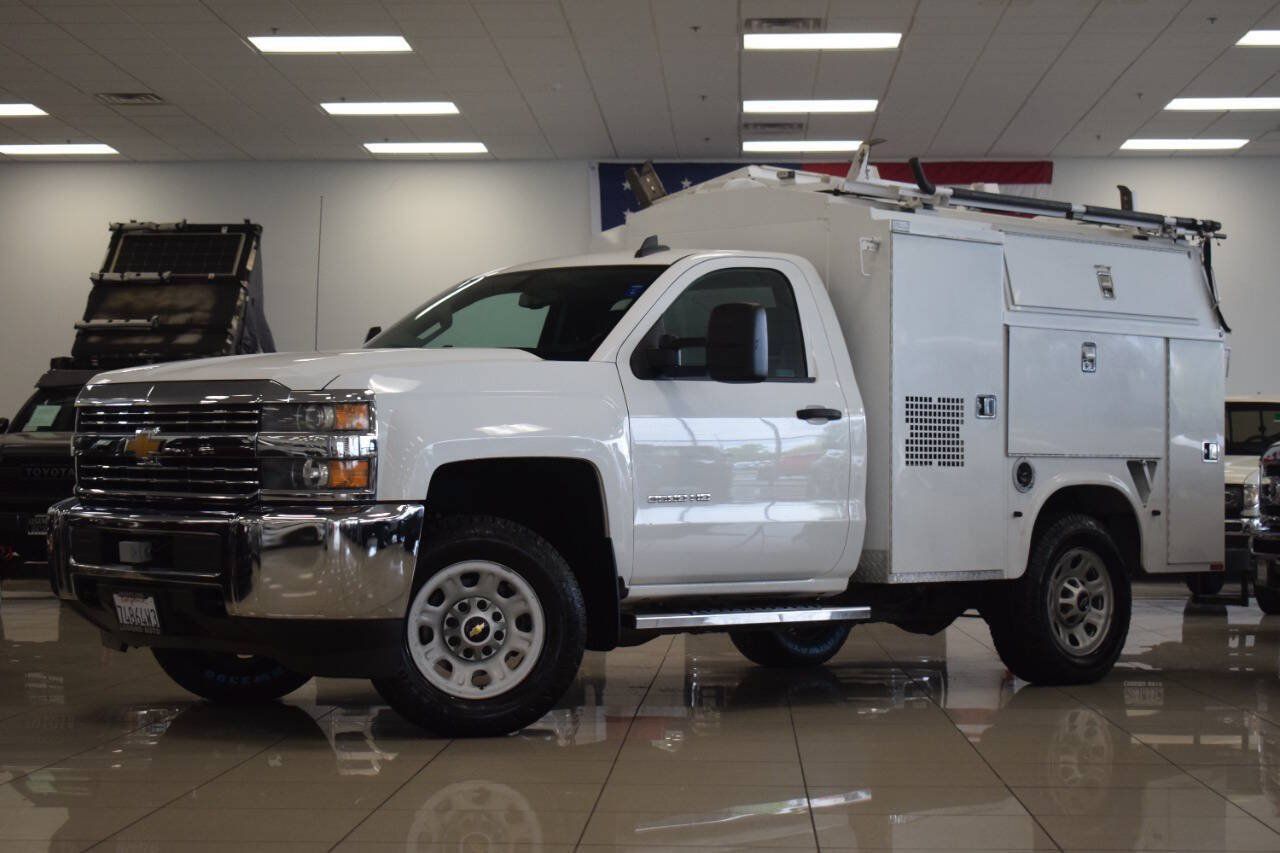 Used 2016 Chevrolet Silverado 3500 W/T RWD image 3