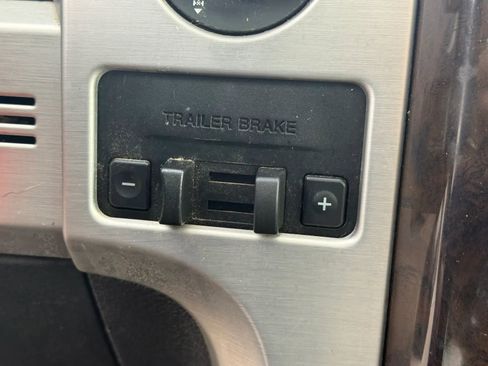 Used 2013 Ford F150 Platinum image 23