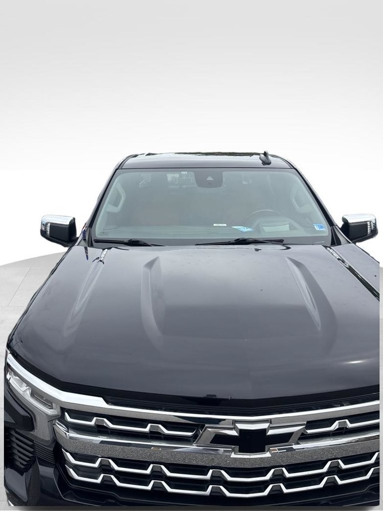 Used 2024 Chevrolet Silverado 1500 LTZ AWD/4WD image 8