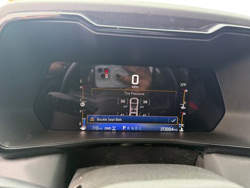 Used 2023 Chevrolet Colorado Z71 w/ Z71 Convenience Package 2 image 11