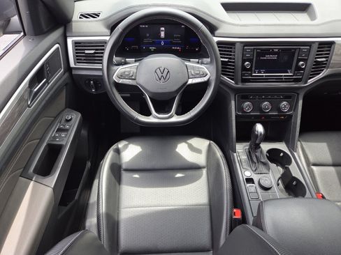 Used 2022 Volkswagen Atlas Cross Sport SE AWD/4WD image 21