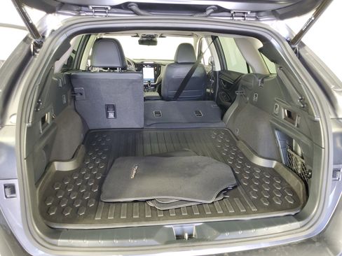 Used 2025 Subaru Outback Touring w/ Tech Package 2 AWD/4WD image 33