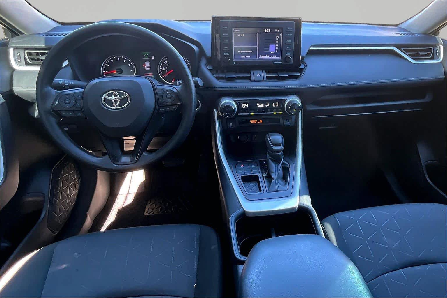 Certified 2022 Toyota RAV4 XLE FWD image 16