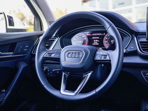 Certified 2023 Audi Q5 2.0T Premium Plus w/ Premium Plus Package image 17