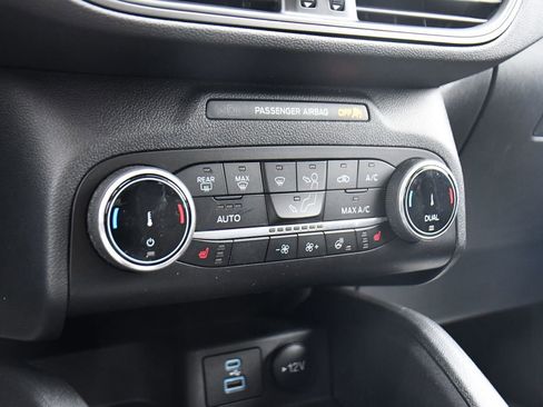 Used 2023 Ford Escape Active image 28