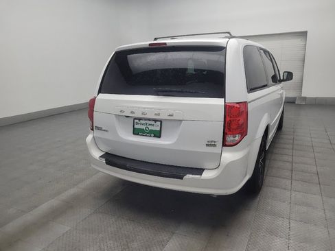 Used 2017 Dodge Grand Caravan GT FWD image 9