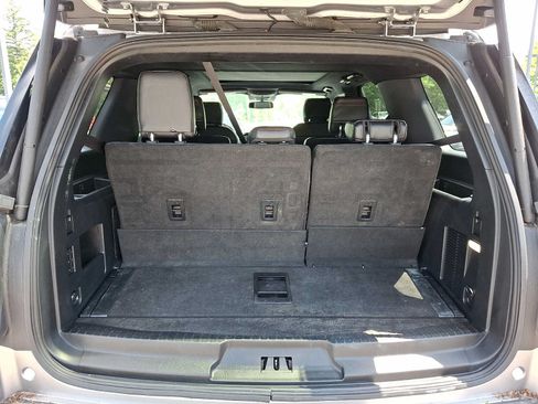 Used 2020 Ford Expedition Limited w/ Equipment Group 303A AWD/4WD image 32